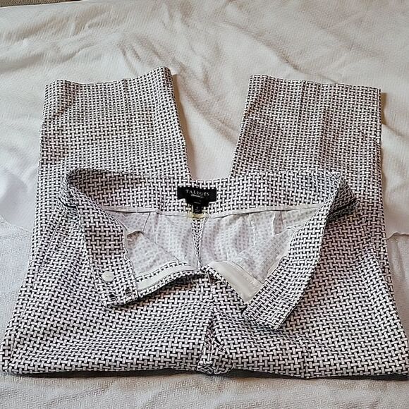 Talbots Black and White Stretch Crop Pants Size 6 Mint Condition - Picture 3 of 11